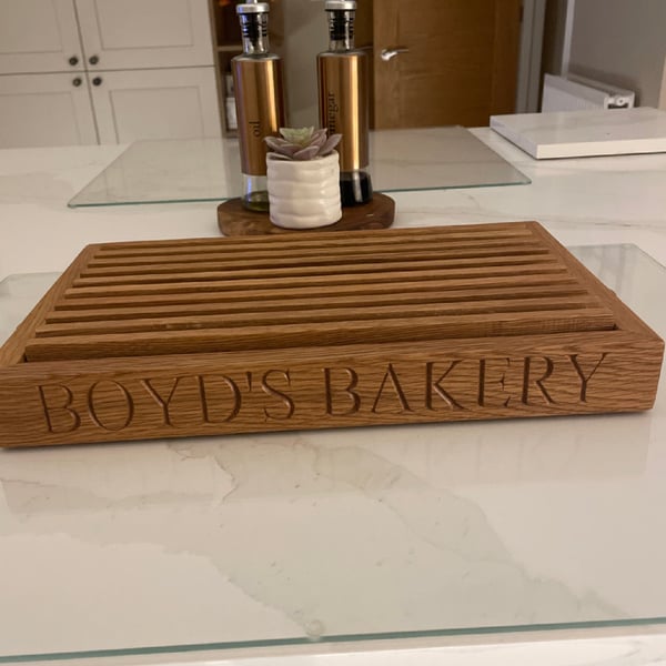 Customizable Crumb Catcher Bread Cutting Board: Oak, Beech, Cherry, or Walnut
