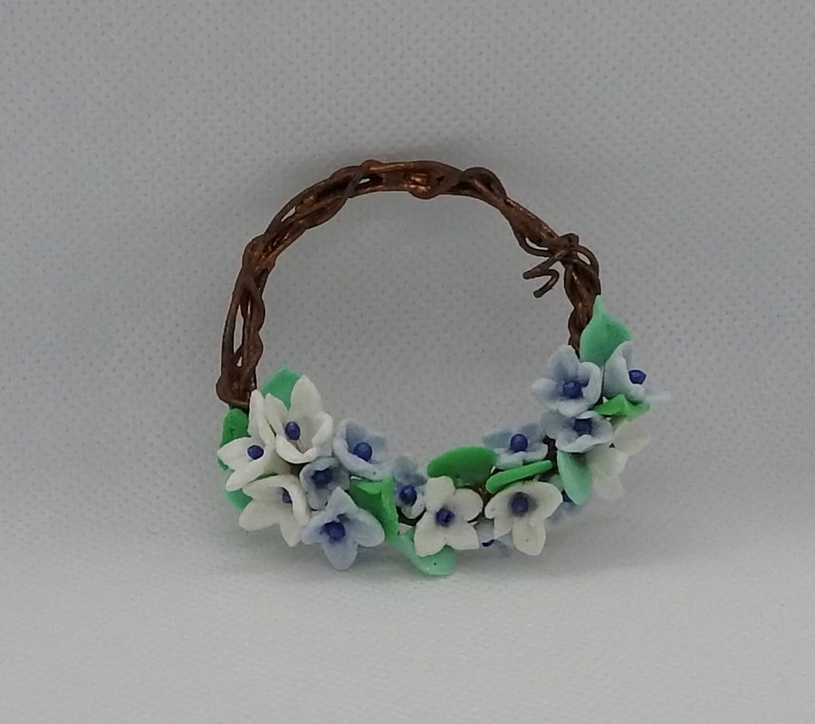 Artisan tiny spring wreath