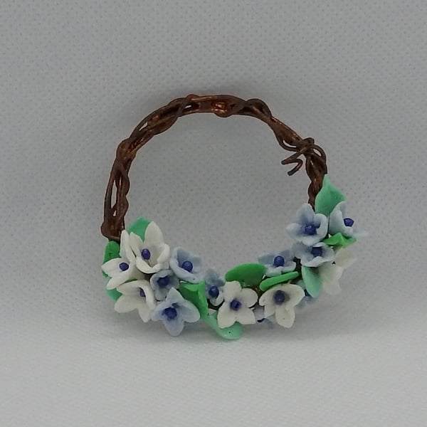 Artisan tiny spring wreath