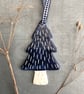 Ceramic Christmas Tree Decoration . - Image 1