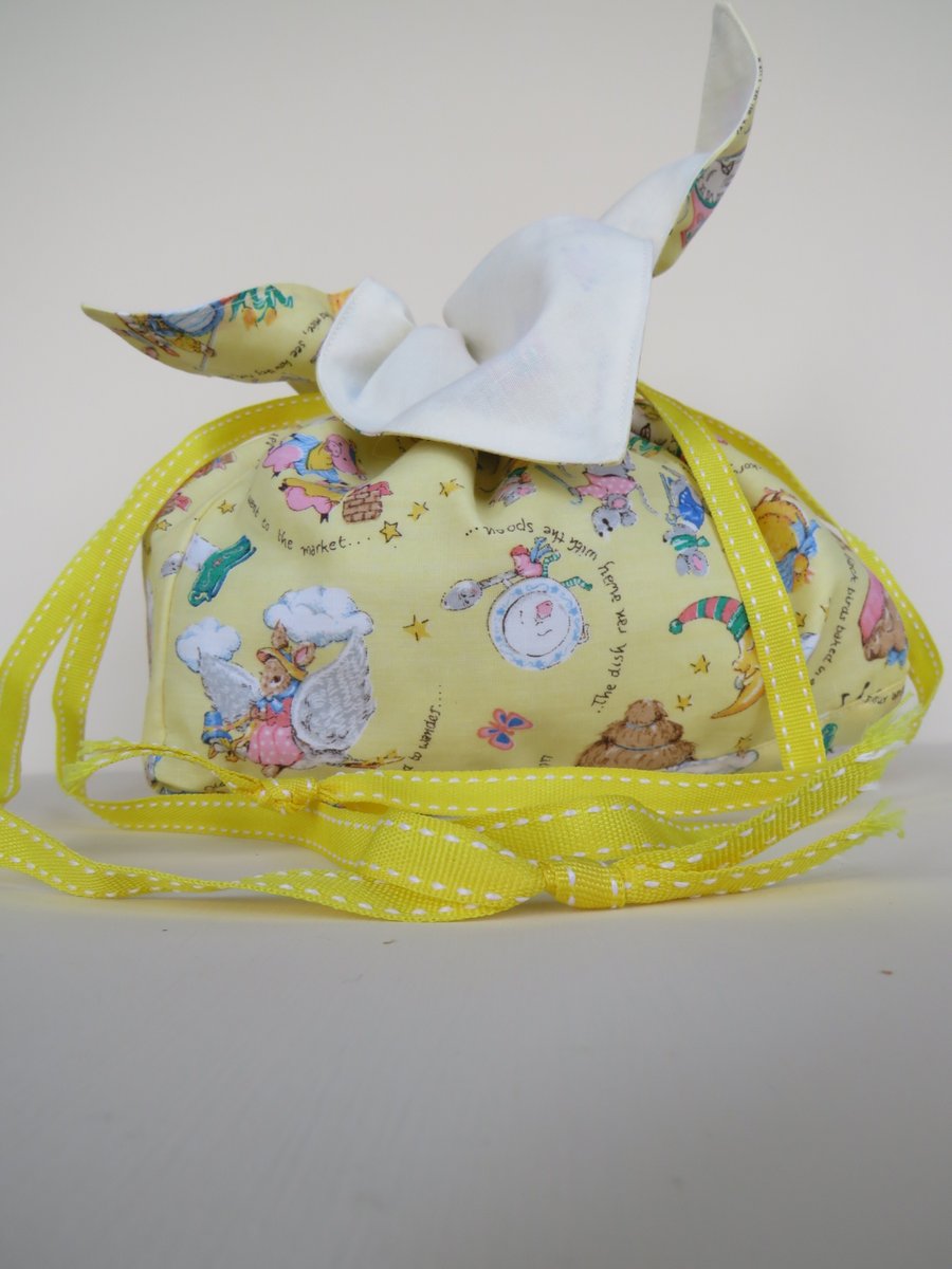 Drawstring accessories, storage bag, Japanese petal style