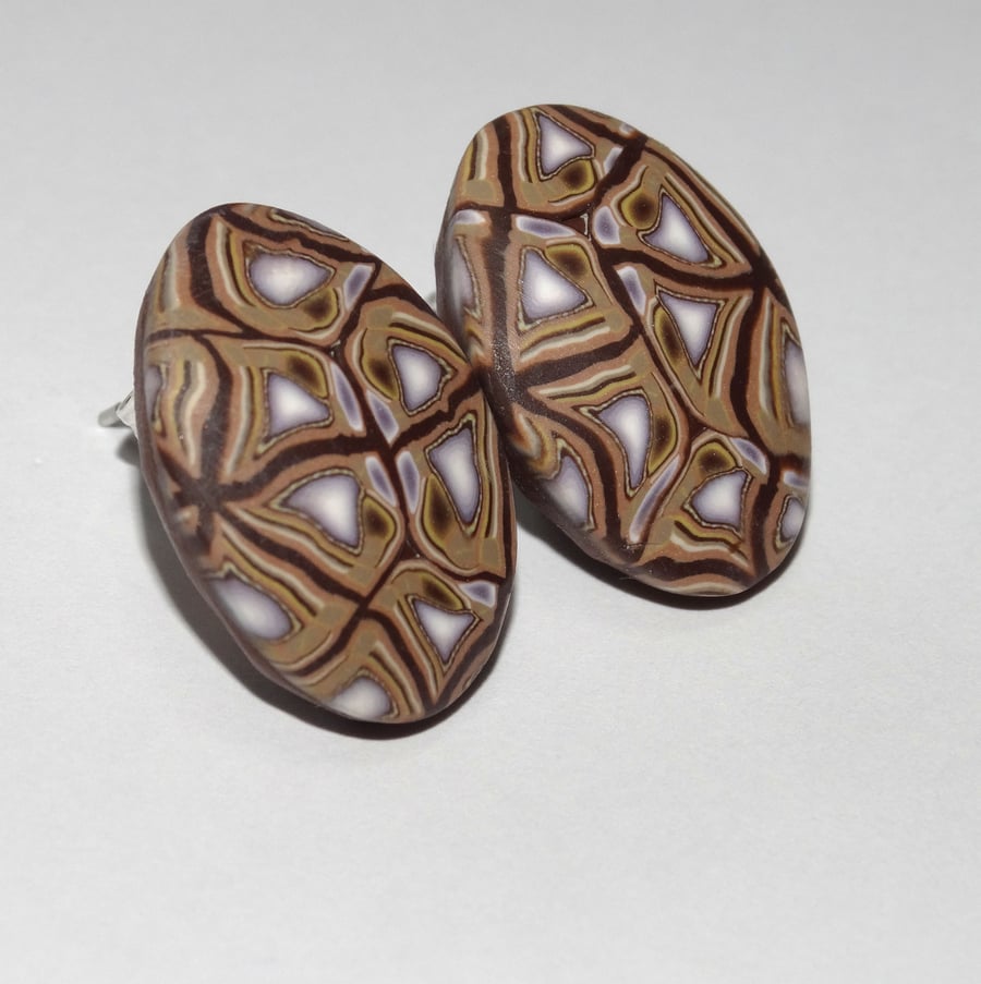 Honi Oval Earrings