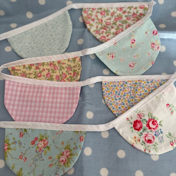 Scalloped Bunting, Spring, Summer Bunting