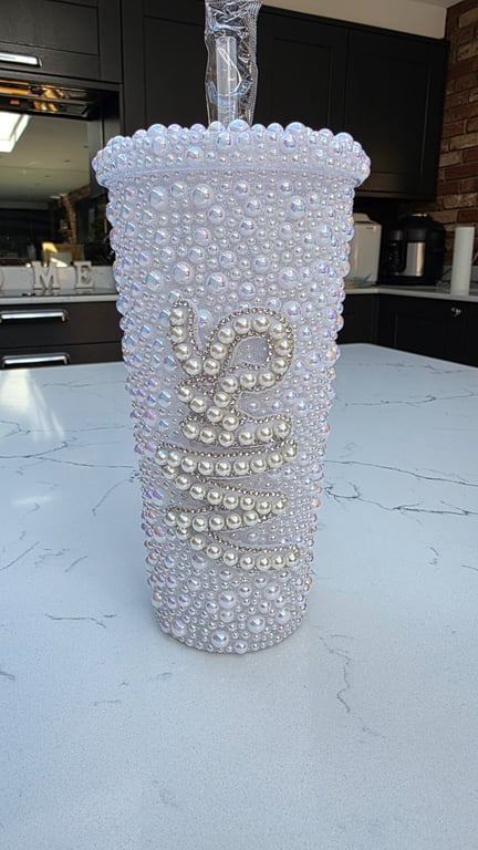 Pearl Mrs Tumbler for Hen Parties, Wedding Mornings 