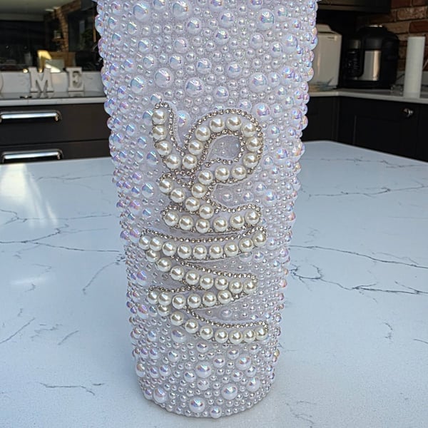 Pearl Mrs Tumbler for Hen Parties, Wedding Mornings 