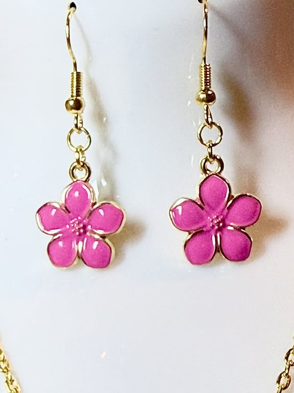 Handmade Pink Flower Pendant Dangle Earrings with 14K Gold