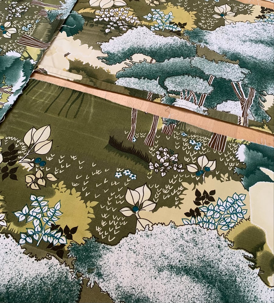 RETRO GREEN Forest Tree Flower 60s 70s OSMAN Vintage Fabric Remnants