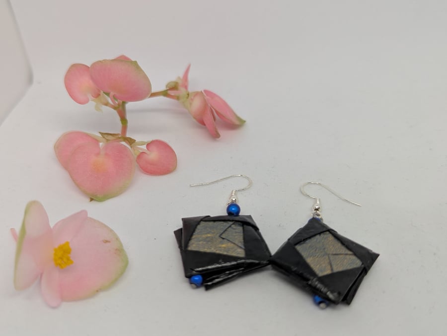  Black and blue gilt Japanese paper earrings