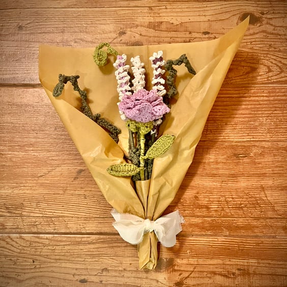 Crochet Rose & Lavender Bouquet, Flower Bouquet, Flowers
