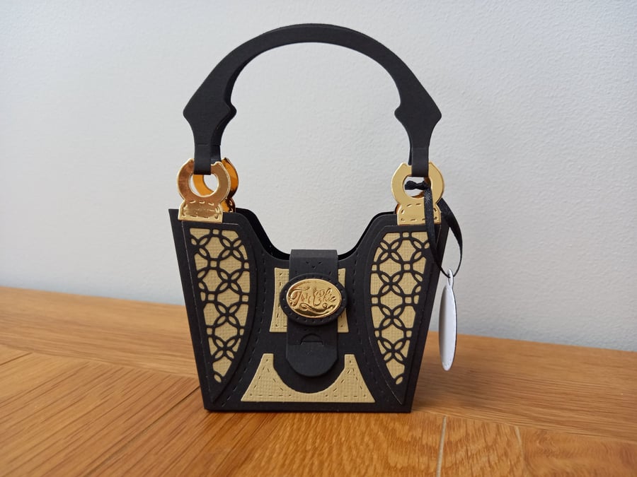 Beige Patterned "Tres Chic" Handbag style gift bag, handmade
