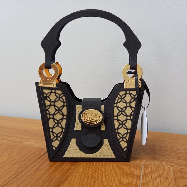 Beige Patterned "Tres Chic" Handbag style gift bag, handmade