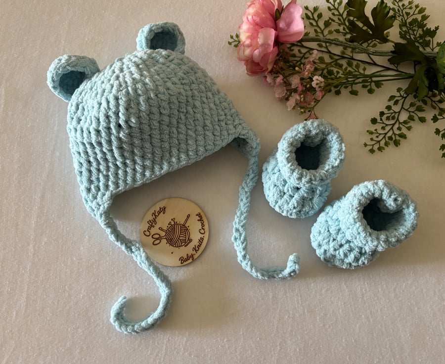 Baby Hat and Bootees