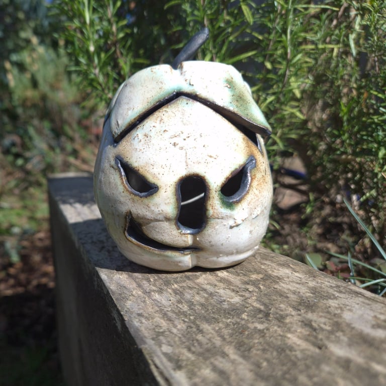 Pumpkin tea light