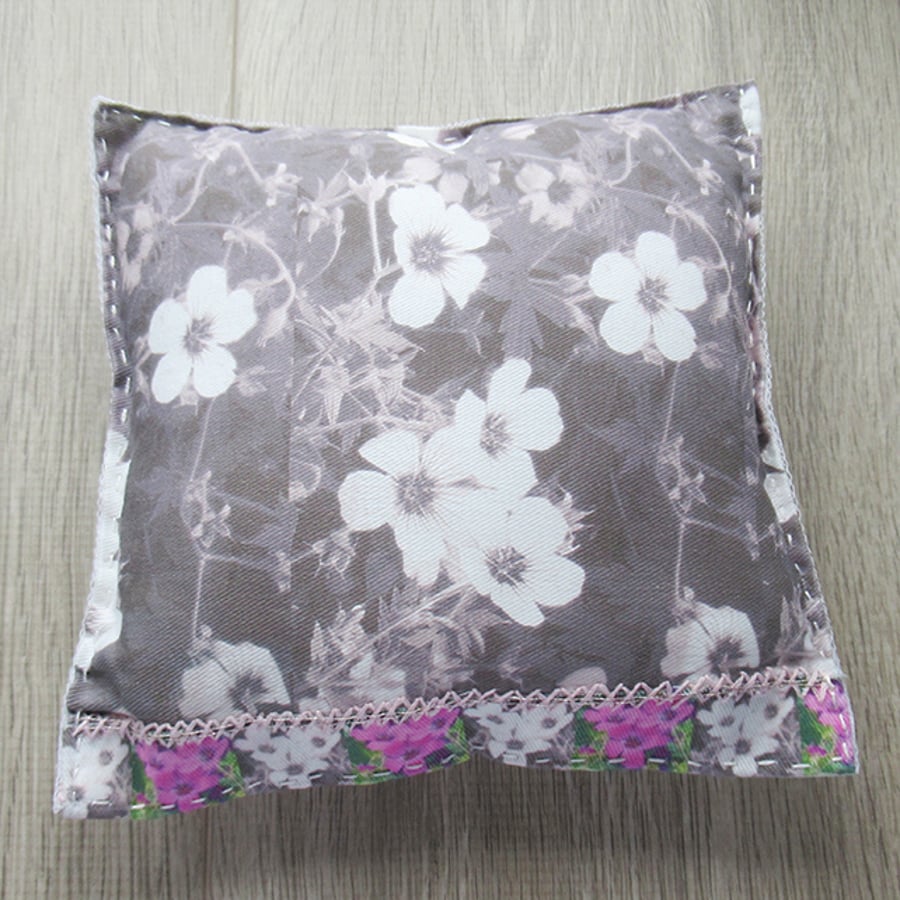 Cushion - mini - flowers and butterflies