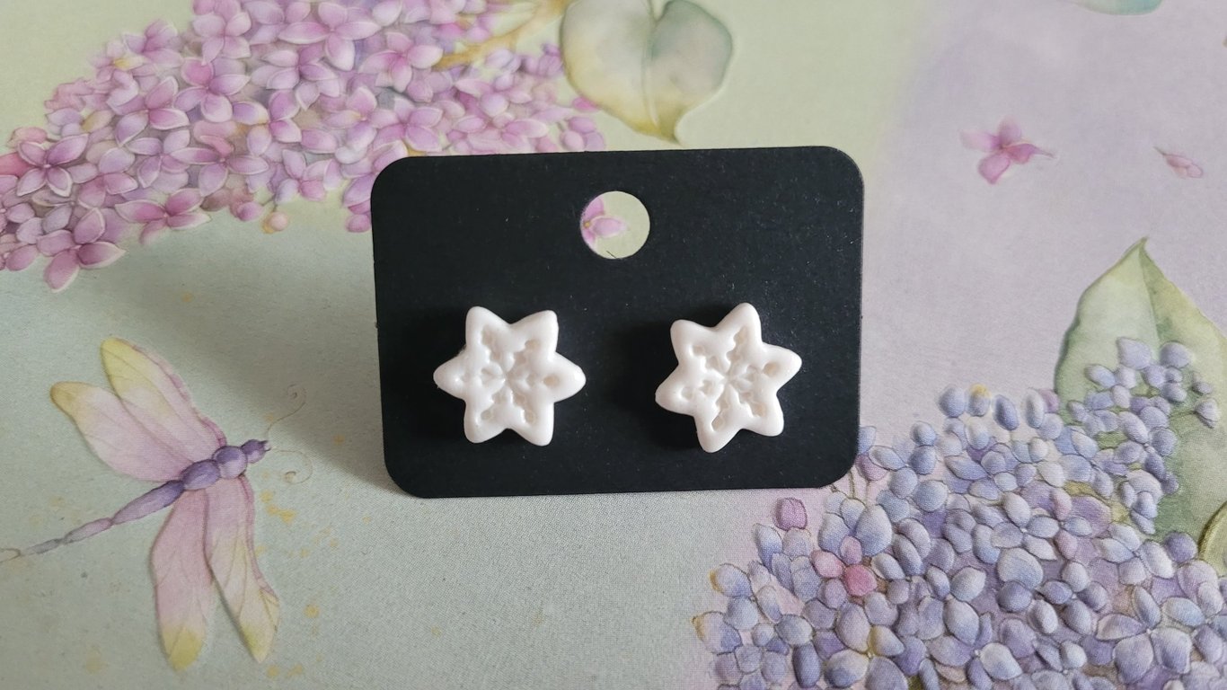 Handmade Polymer Clay White Snowflake Stud Earrings, 316 Stainless Steel