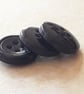 15mm 24L 4H design Solid Black Buttons (polyester) - Image 5
