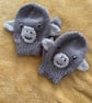 Cheeky Monkey hat and mittens - Image 3