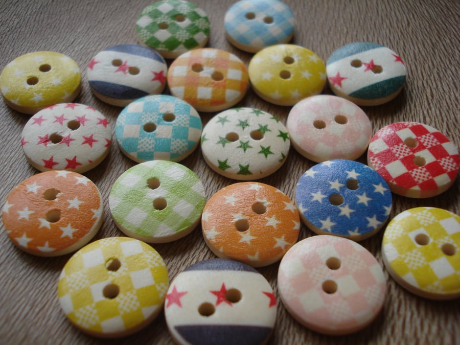 20 Round Wooden Buttons