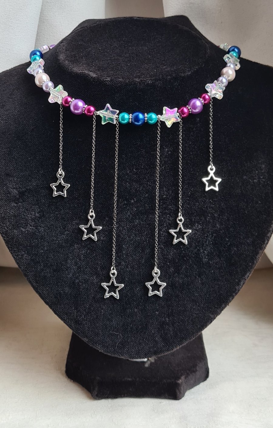 Beaded star choker sale