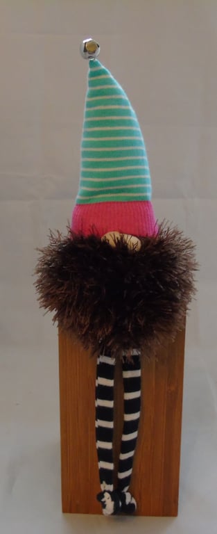 Lavender Gnome - Brown Beard