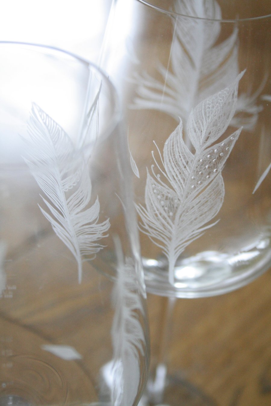 Pair of Feather Glasses - Crystal Wine Glasses