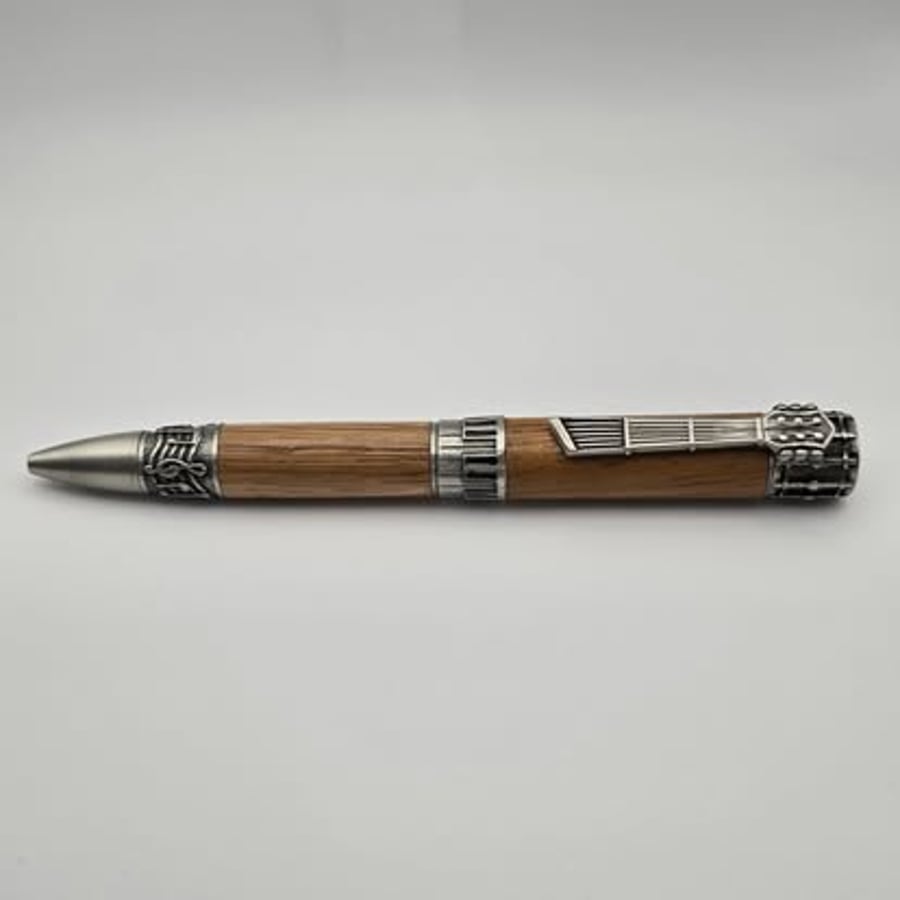 Handcrafted Walnut & Oak Music Twist Pen