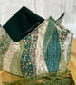 Set of 3 Christmas party crowns. Waves and swirls with gold accents - Image 3