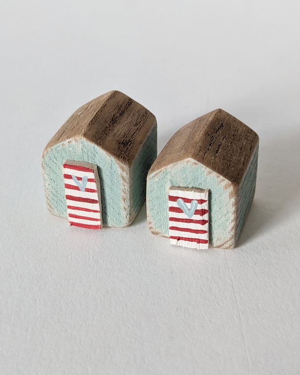 Teeny Hand Painted Wooden Beach Hut
