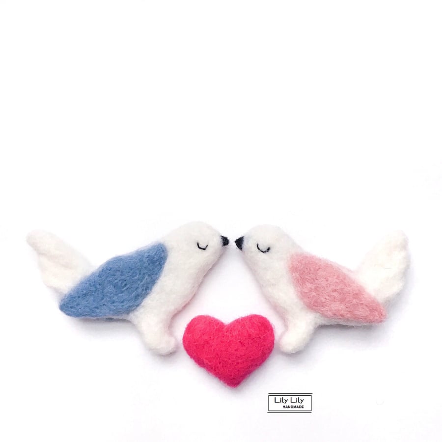 Love birds & heart set, needle felted by Lily Lily Handmade