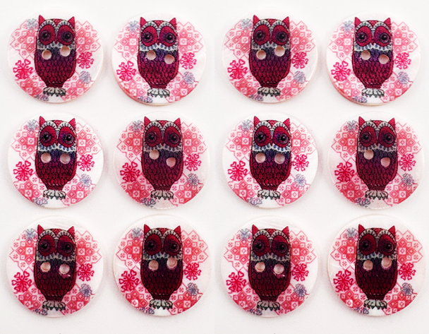 12 Shell Buttons, Red Owl Design, 28mm Wide, Natural Mother of Pearl 
