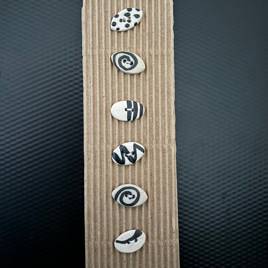 Oval  Ceramic Buttons- set of 5 - Black & white mixed geometric patterns 