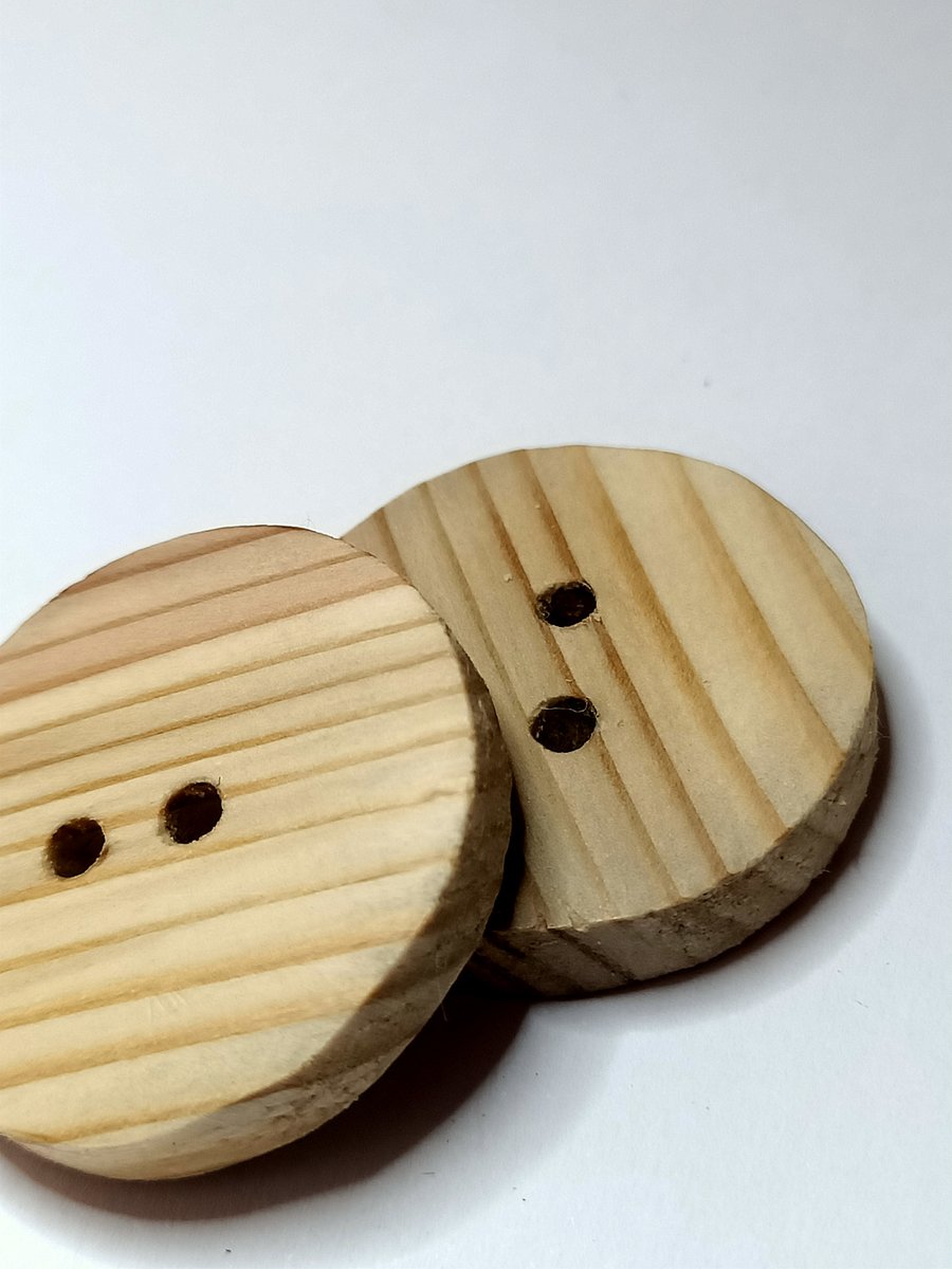 Button Redwood Handmade Buttons Pack of 2 Ref BR1