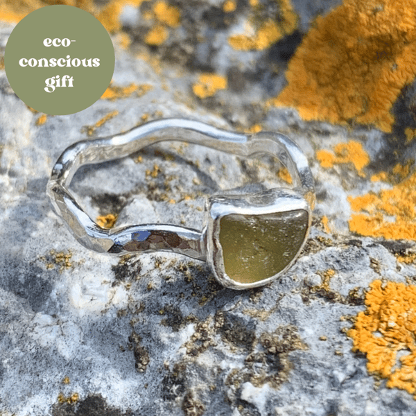 Olive Yellow Seaglass & Silver Textured Wave Ring, Size M