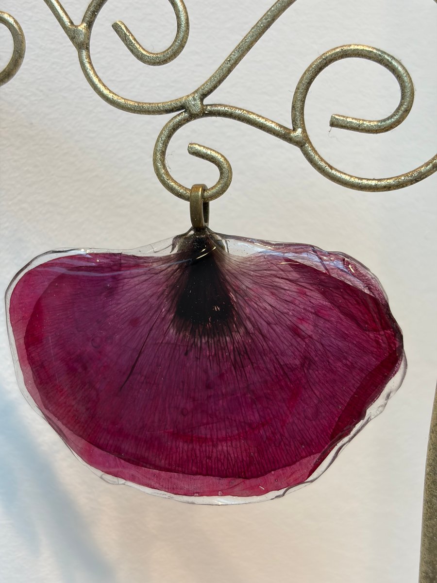 Poppy petals pendant 