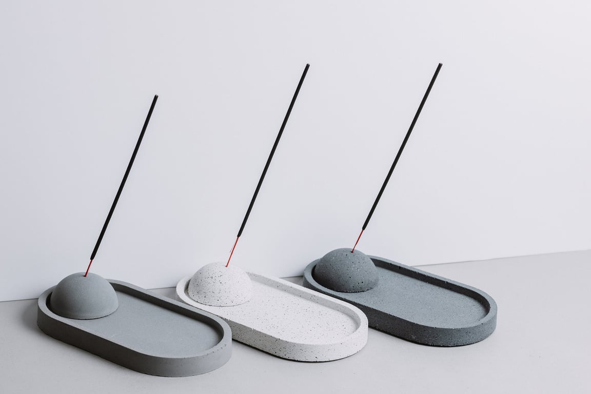 Modern Concrete Incense Holder: Minimalist Oval Design