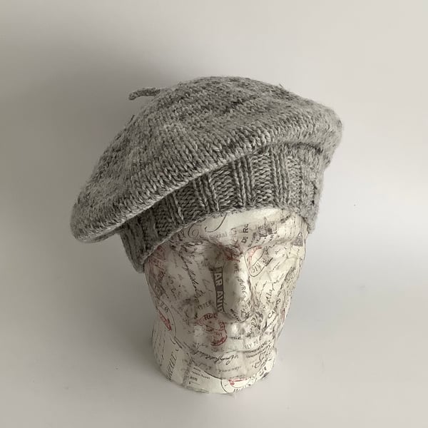 BERET , TAM  . Hat . 'Atelier' . Soft Wool blend  . Unisex.  Grey. 