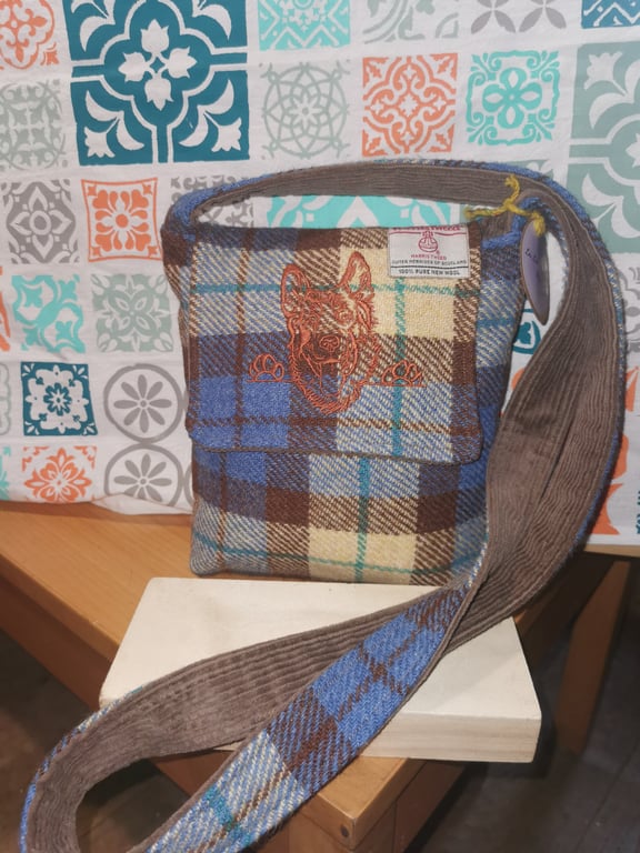 Harris Tweed Bag with embroidered German Shepherd 