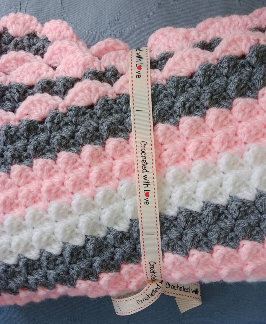 Baby Blanket Hand Crochet in a Chunky Bobble Pattern.