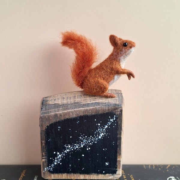 Red Squiggle - Bramley