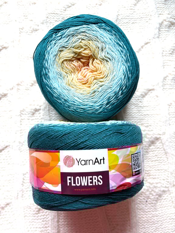 1 cake x 250g YarnArt Flowers Yarn Cake - Colour 270 : Cotton Blend