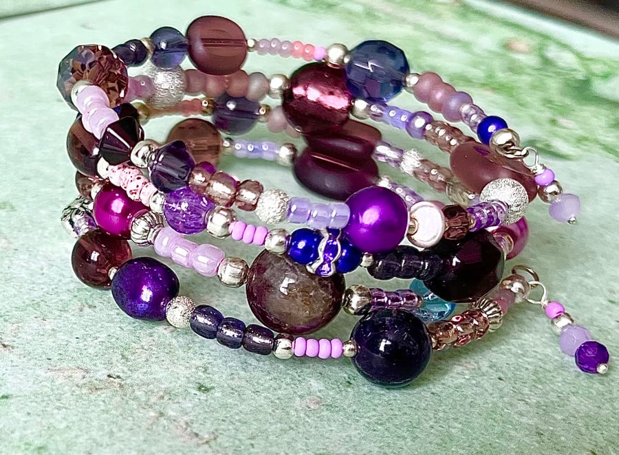 Purple Glass Bead Memory Wire Bracelet .231