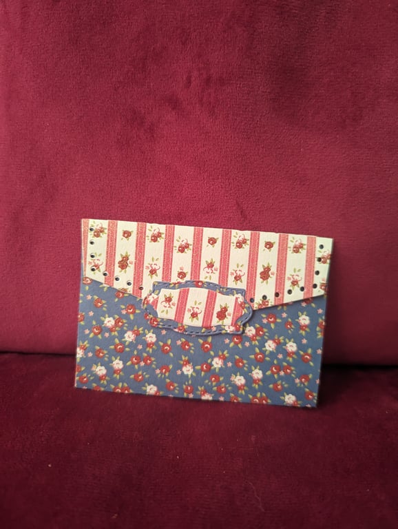 Flowery Gift Card Holder