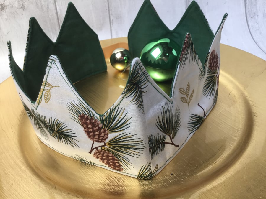 Christmas Crowns. Reusable, fabric crown - pine cones. Slight second