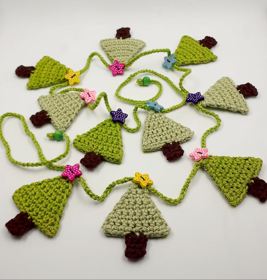 Crochet Christmas Trees Garland 