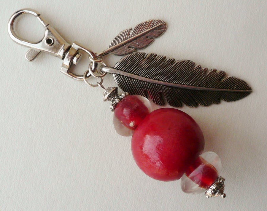 Red and Silver Feather Keyring  KCJKY912