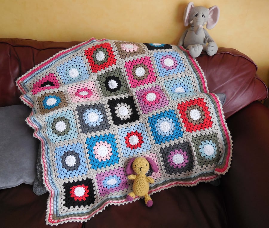 Colourful Circles Crochet Baby Blanket