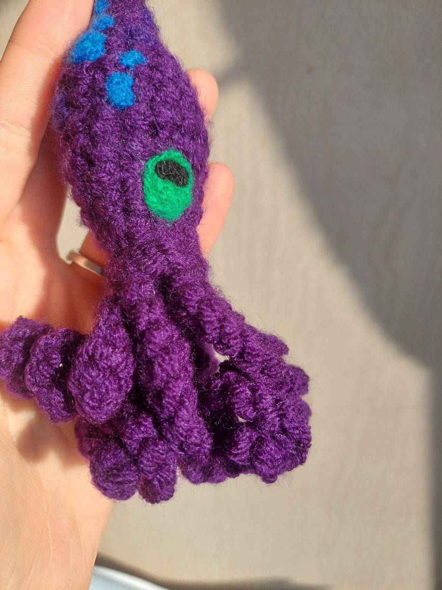 Crochet Octopus Keyring (Made to order)