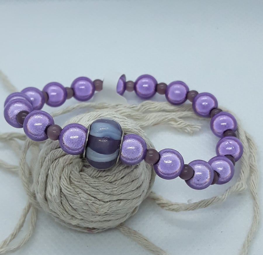 BR366 Purple miracle bead bracelet with glass feature bead