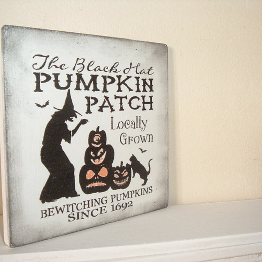 shabby chic distressed plaque-pumpkin patch halloween fun plaque