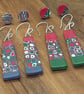 Red and green patterned earrings - Image 4